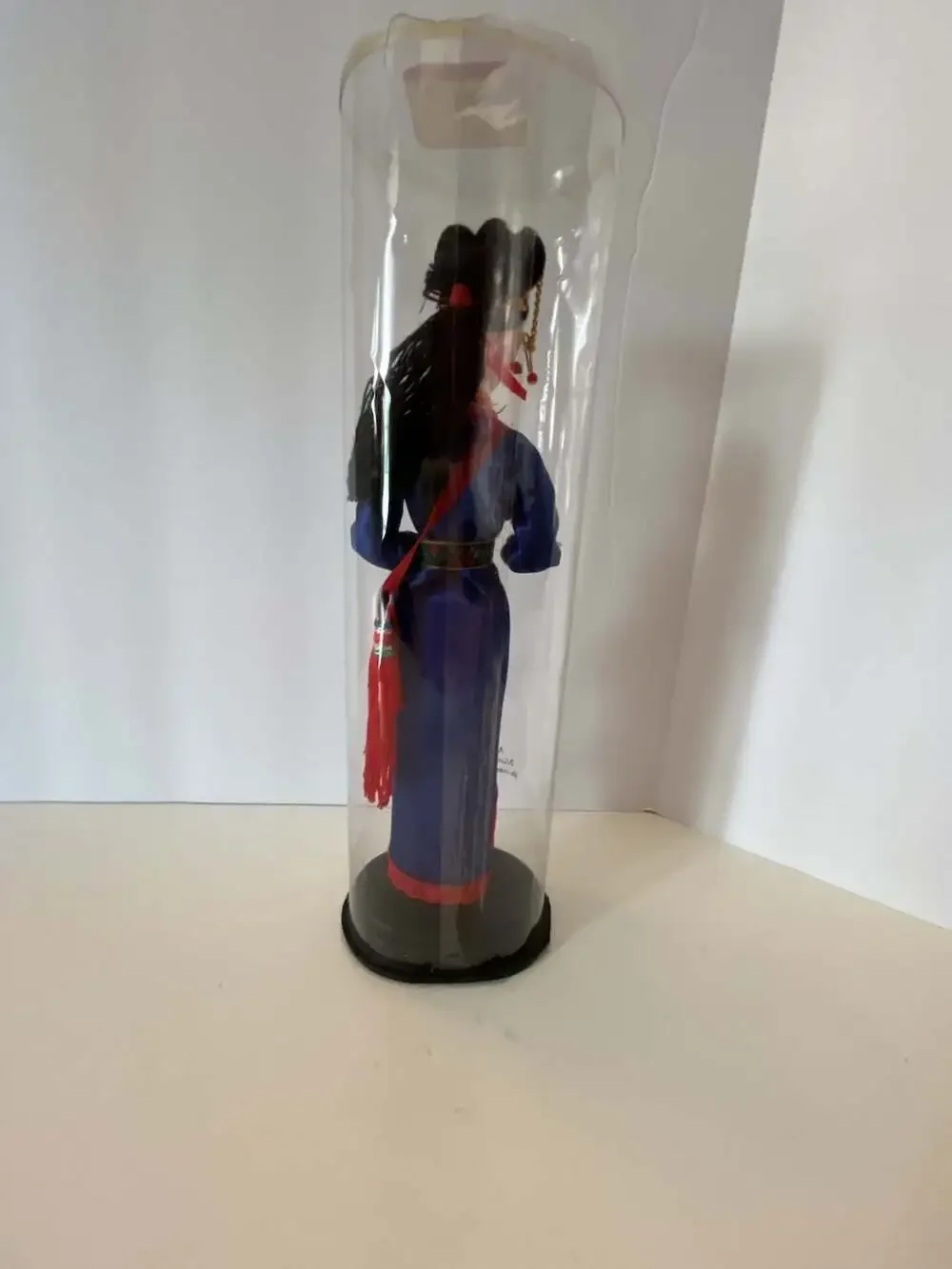 Dynasty of China Heritage Traditional Souvenir Doll in Display Case